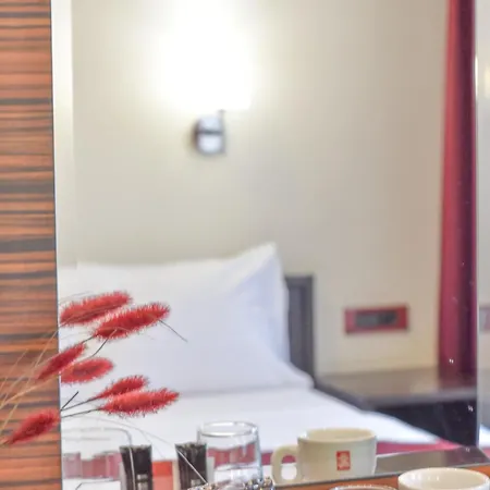 Hamburg 4*
