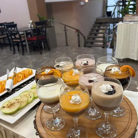 Hamburg Отель Скопье