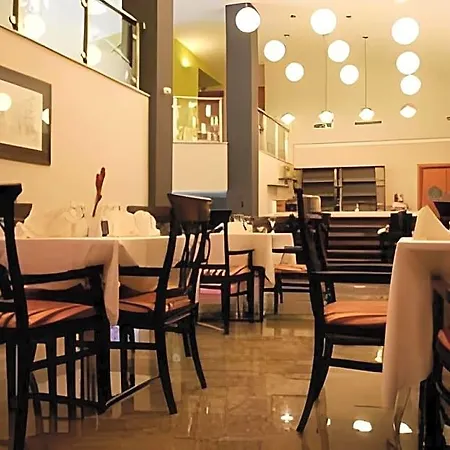 Hamburg 4* 斯科普里
