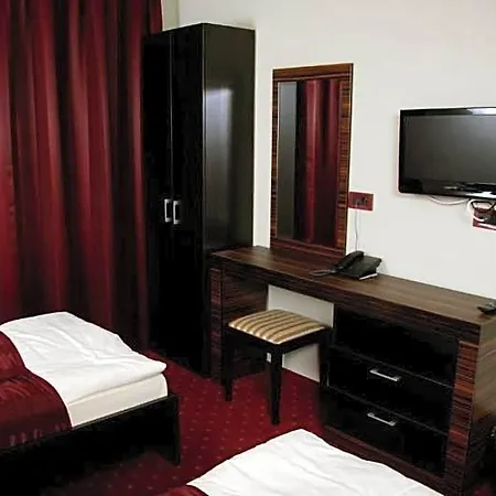 Hamburg 4* 斯科普里