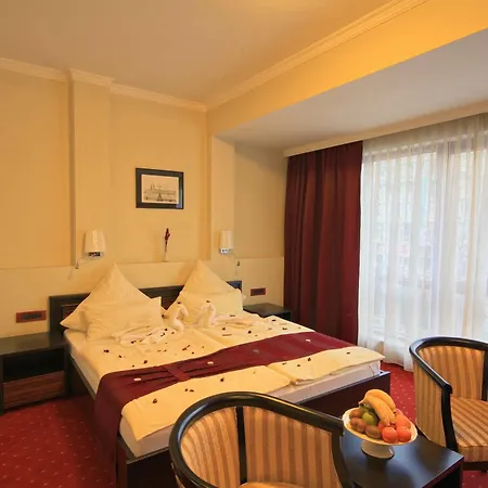 Hamburg Готель 4*