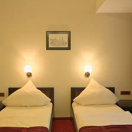 Hamburg Hotel 4*