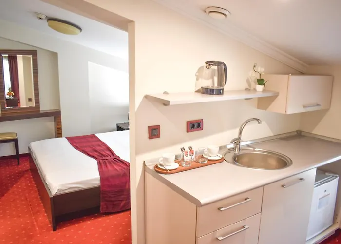 Hamburg Готель Скоп'є