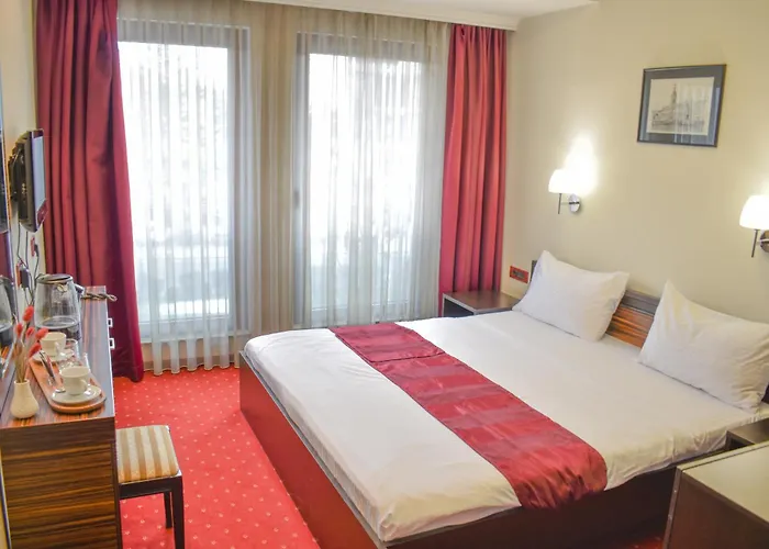 Hamburg Готель Скоп'є